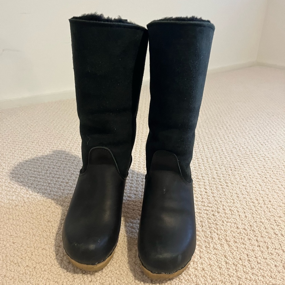 No.6 Shearling clog boot